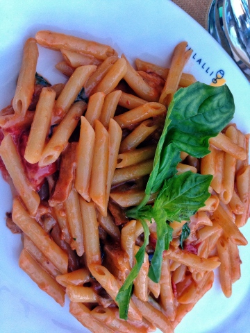 Fresh pasta with vegetables